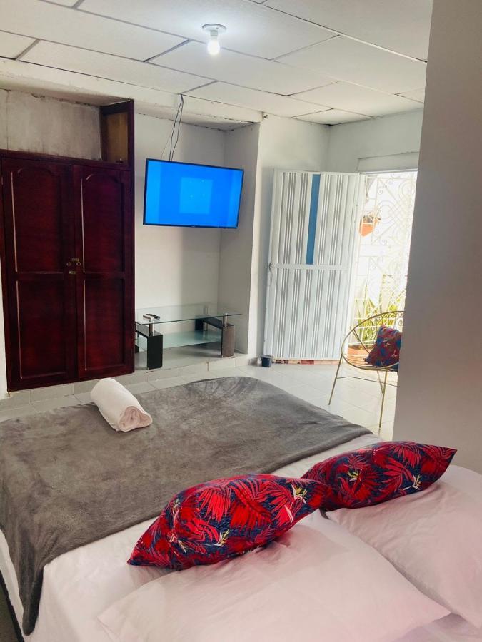 Hotel Urbanizacion Buenavista - Av Crisanto Luque Cartagena Esterno foto